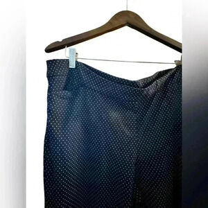 Size 2X Plus Size Pull-on pant in Black with White Polka dots